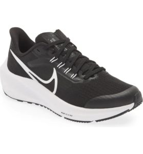 Image of sale on Kids' Air Zoom Pegasus 39 Sneaker
