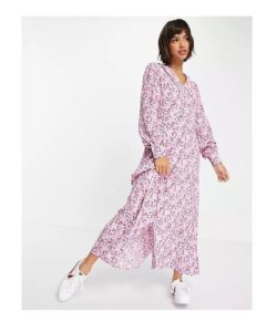 Image of sale on Collar detail maxi dress in ditsy print