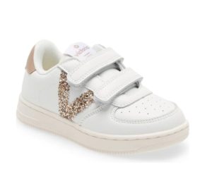 Image of sale on Siempre Sneaker size 3-4