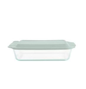 Image of sale on Pyrex Deep 9″ x 13″ Bakeware Dish with Sage Lid