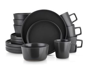 Image of sale on Dinnerware Set