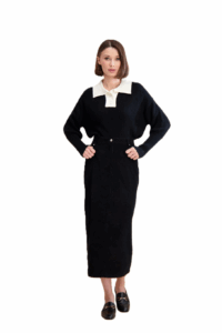 Image of sale on ESSENTIAL CORDUROY SKIRT-BLACK