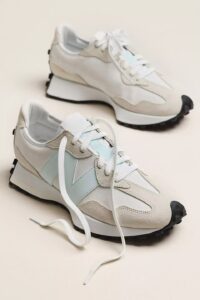 Image of sale on New Balance 327 Sneakers