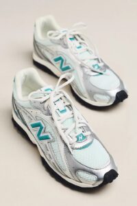 Image of sale on New Balance 204l Sneakers