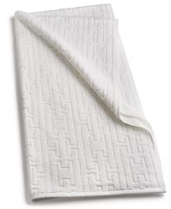 Image of sale on Sculpted Chain-link Bath Towel, 30″ X 56″
